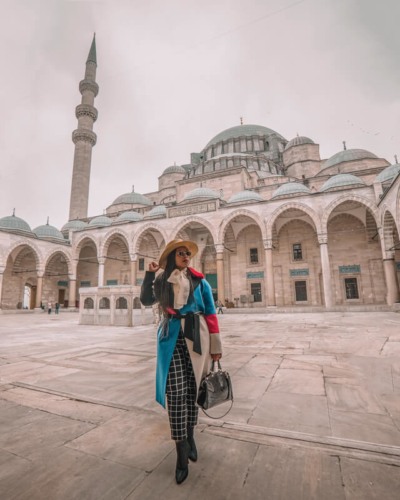 Solo Traveler Photo shoot - Photographer in Istanbul - individual