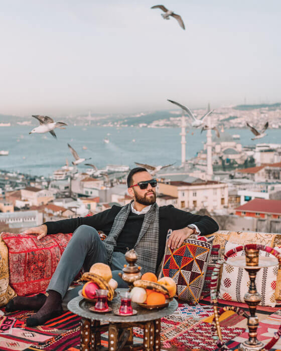 Istanbul photo shoot Suleymaniye mosque and Taht Istanbul